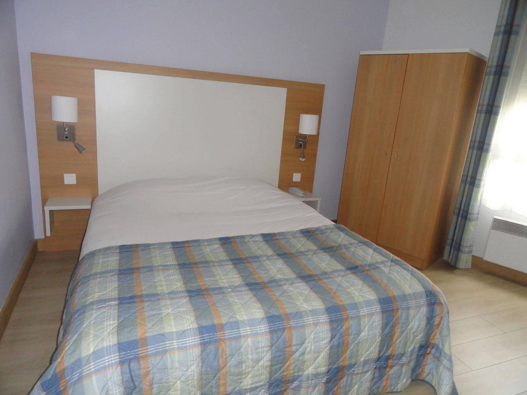 Hotel The Originals City, Continental,