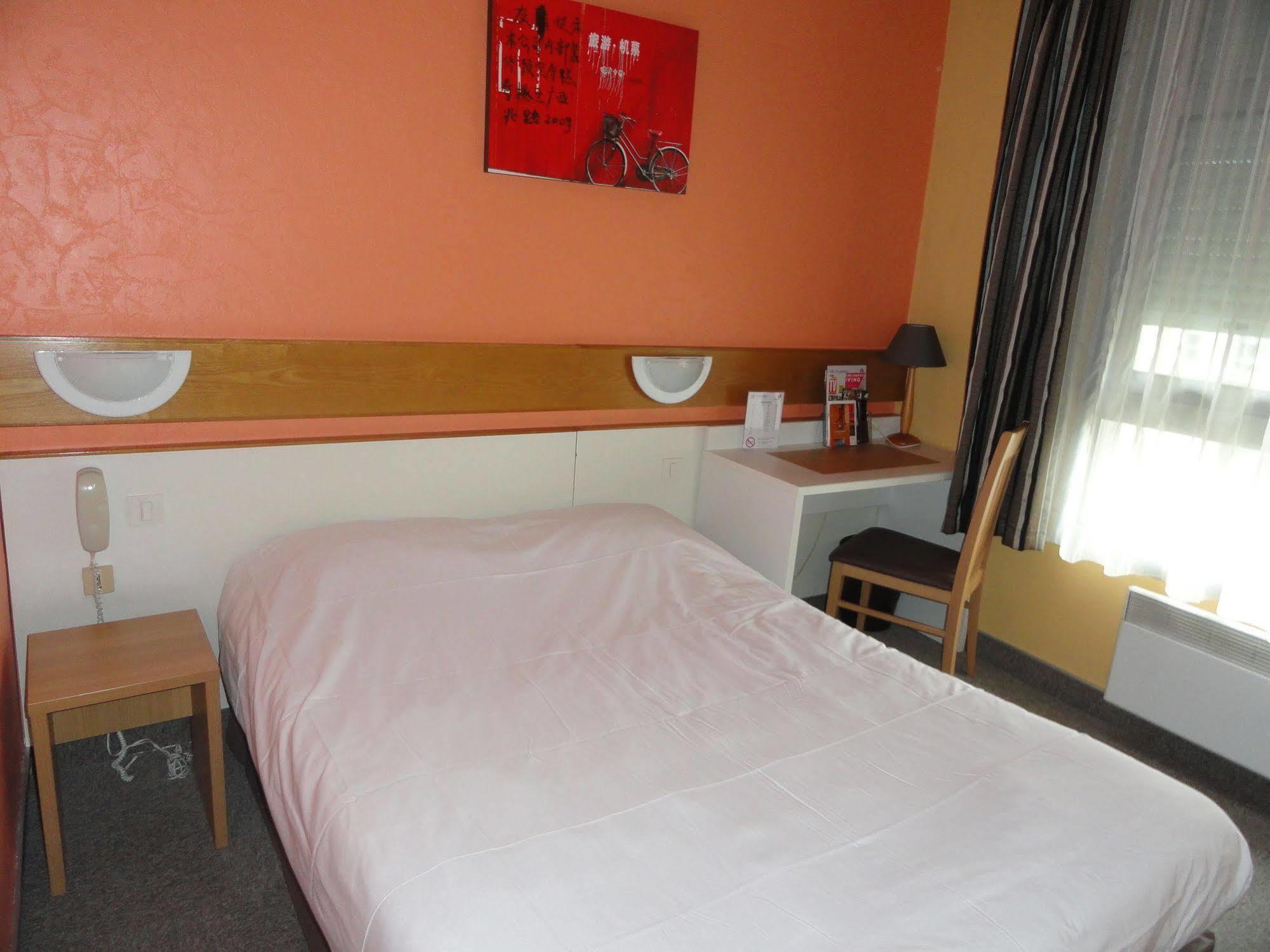 Hotel The Originals City, Continental, Poitiers